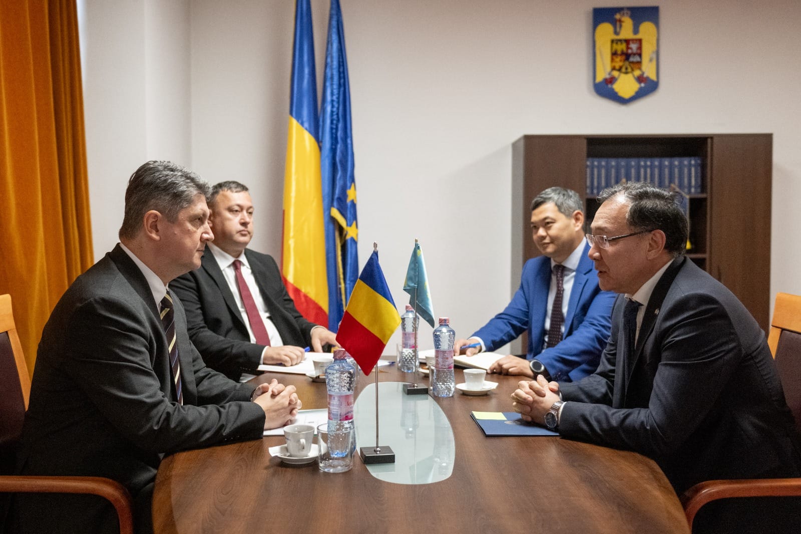 Развитие межпарламентских связей является важным пунктом казахстанско-румынской повестки дня