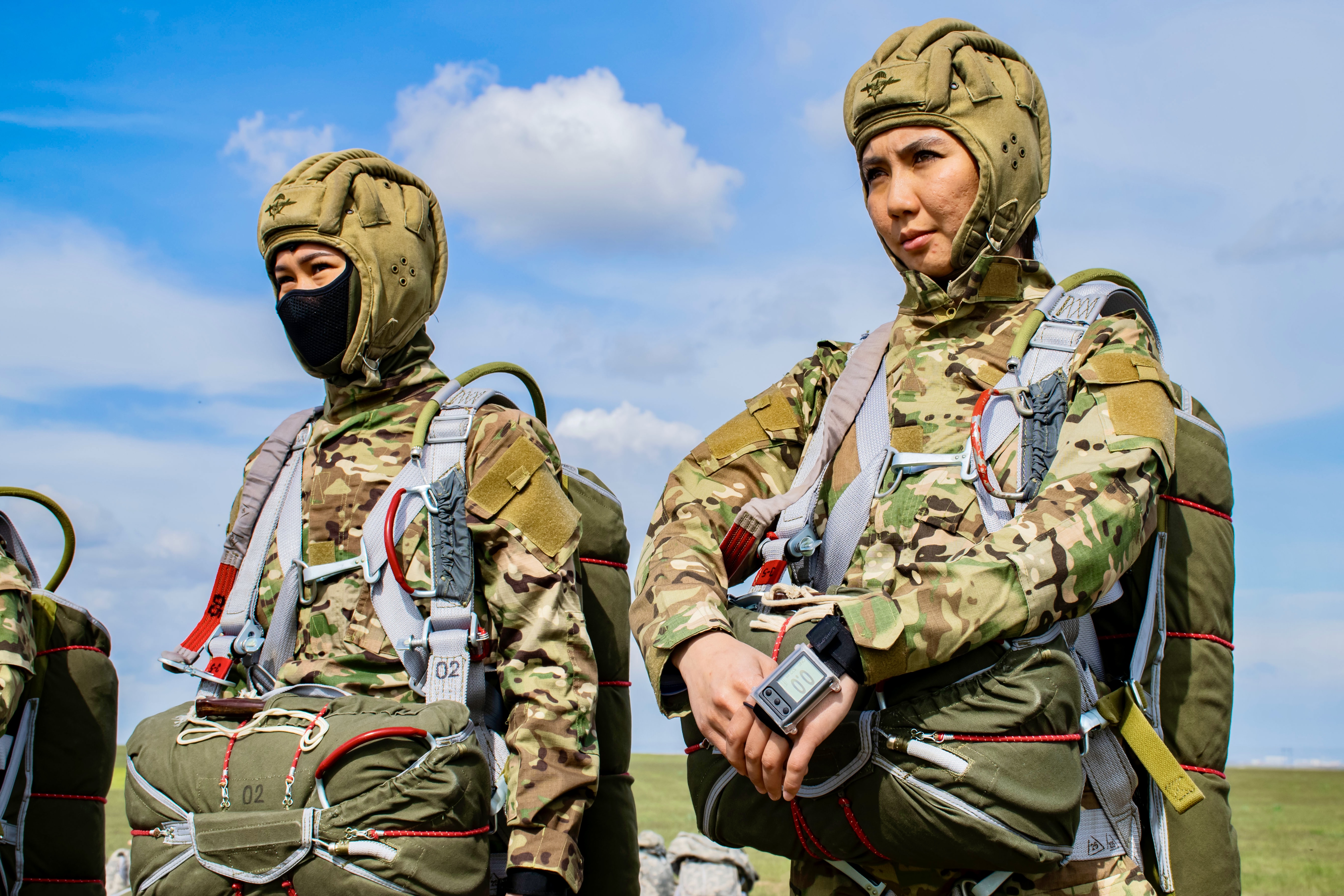 Kazakh paratroopers are preparing for international parachuting competitions