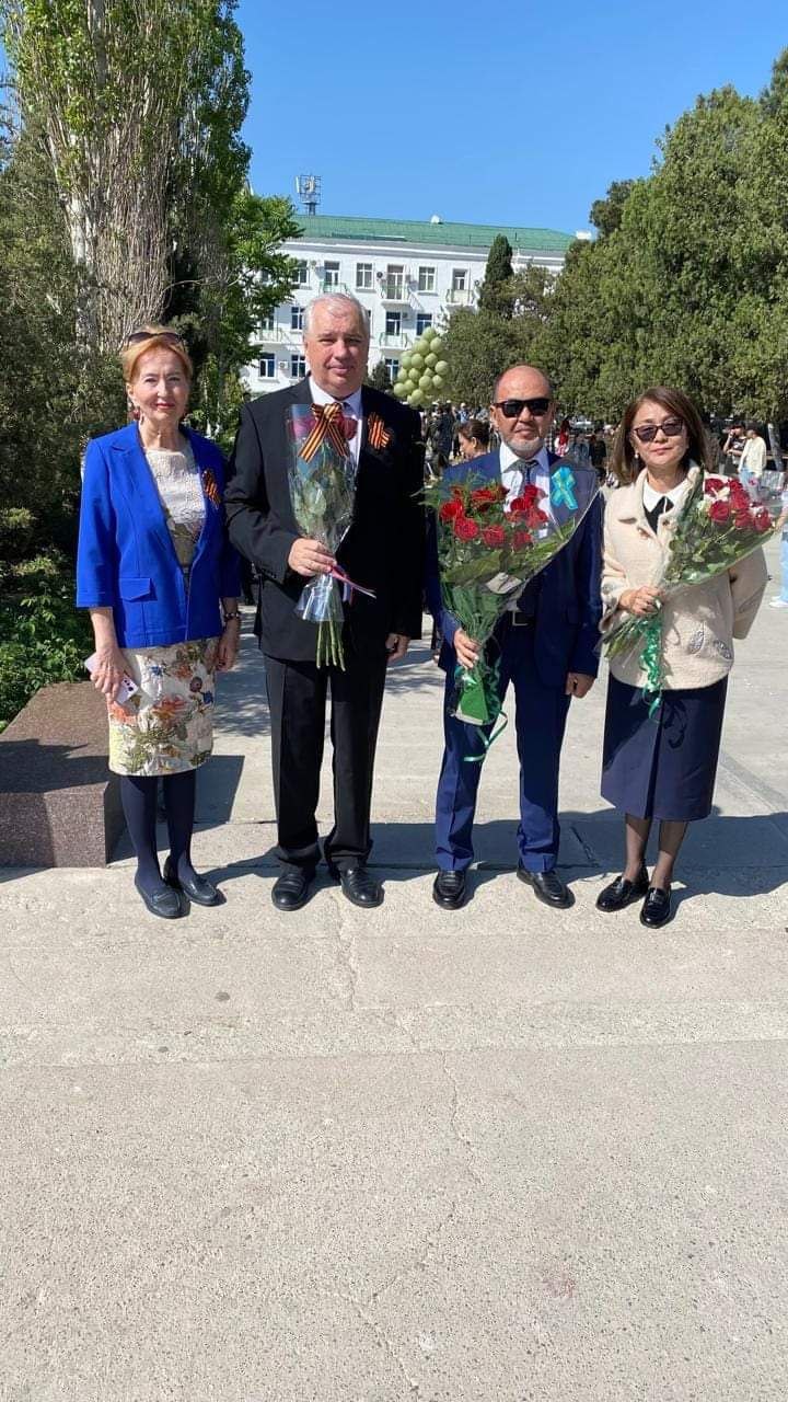 Консул Республики Казахстан Ж.Г. Жумбергенов принял участие в церемонии возложения цветов к вечному огню на центральной площади города Туркменбаши