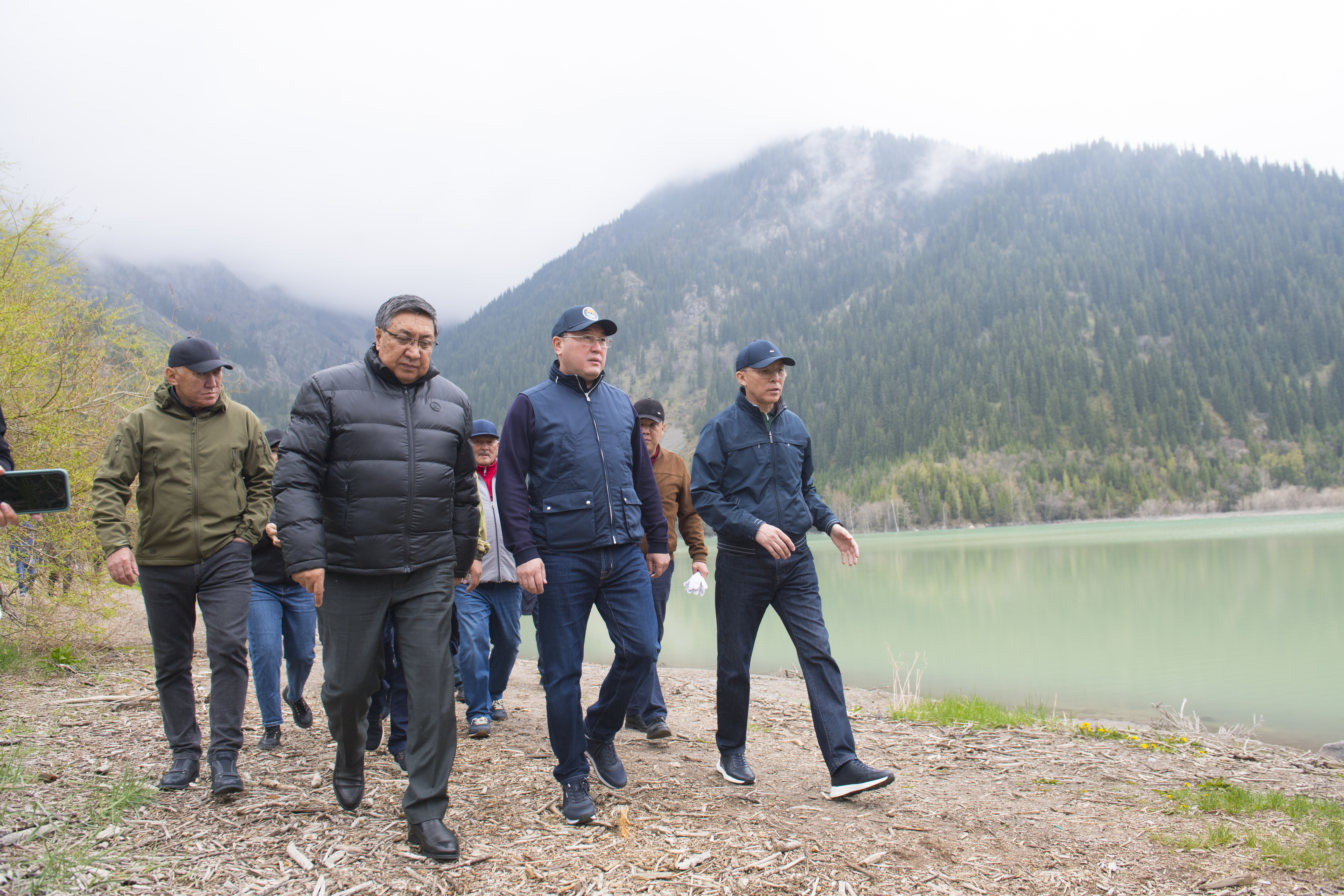 Almaty region cleans waterways: the fifth week of "Taza Kazakhstan" has started
