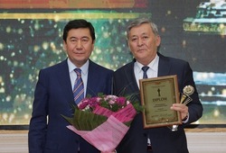 Облыс әкімінің «Тіл жанашыры» сыйлығы табысталды
