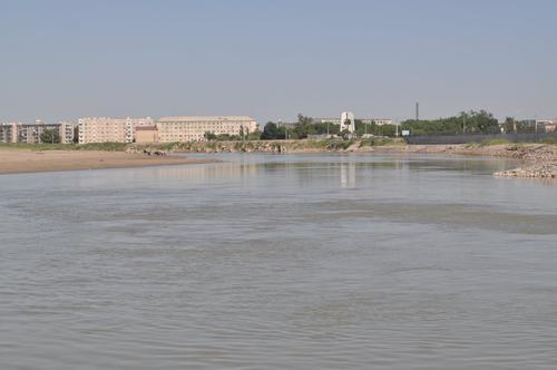 СЫРДАРИЯ ӨЗЕНІНДЕГІ СУ