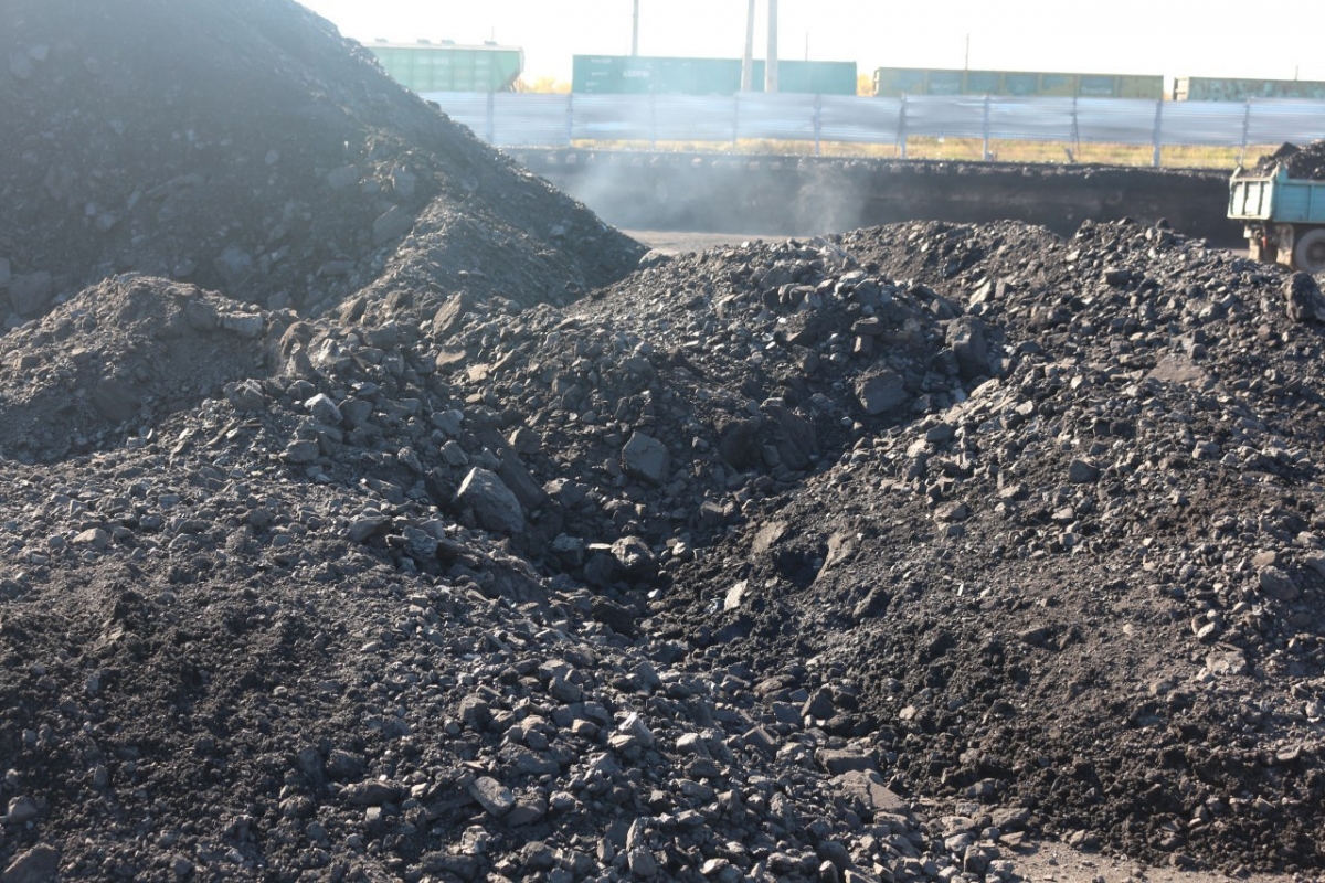 На коммунально-бытовые нужды и населению отгружено порядка 10 млн. тонн угля