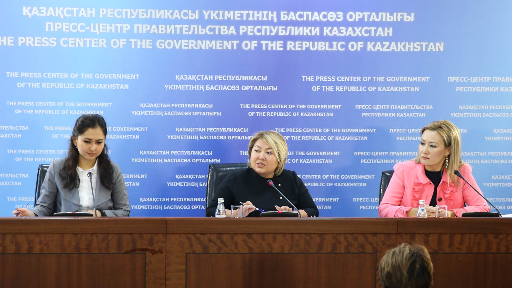 ҚР БҒМ педагогтерді мектептерде қолайлы психологиялық жағдай жасауға оқыту бағдарламасын әзірлеуде