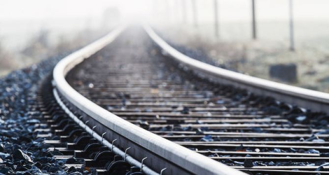 ТЕМІРЖОЛДЫ ҚАЛПЫНА КЕЛТІРУ ЖҰМЫСТАРЫ ЖҮРГІЗІЛУДЕ