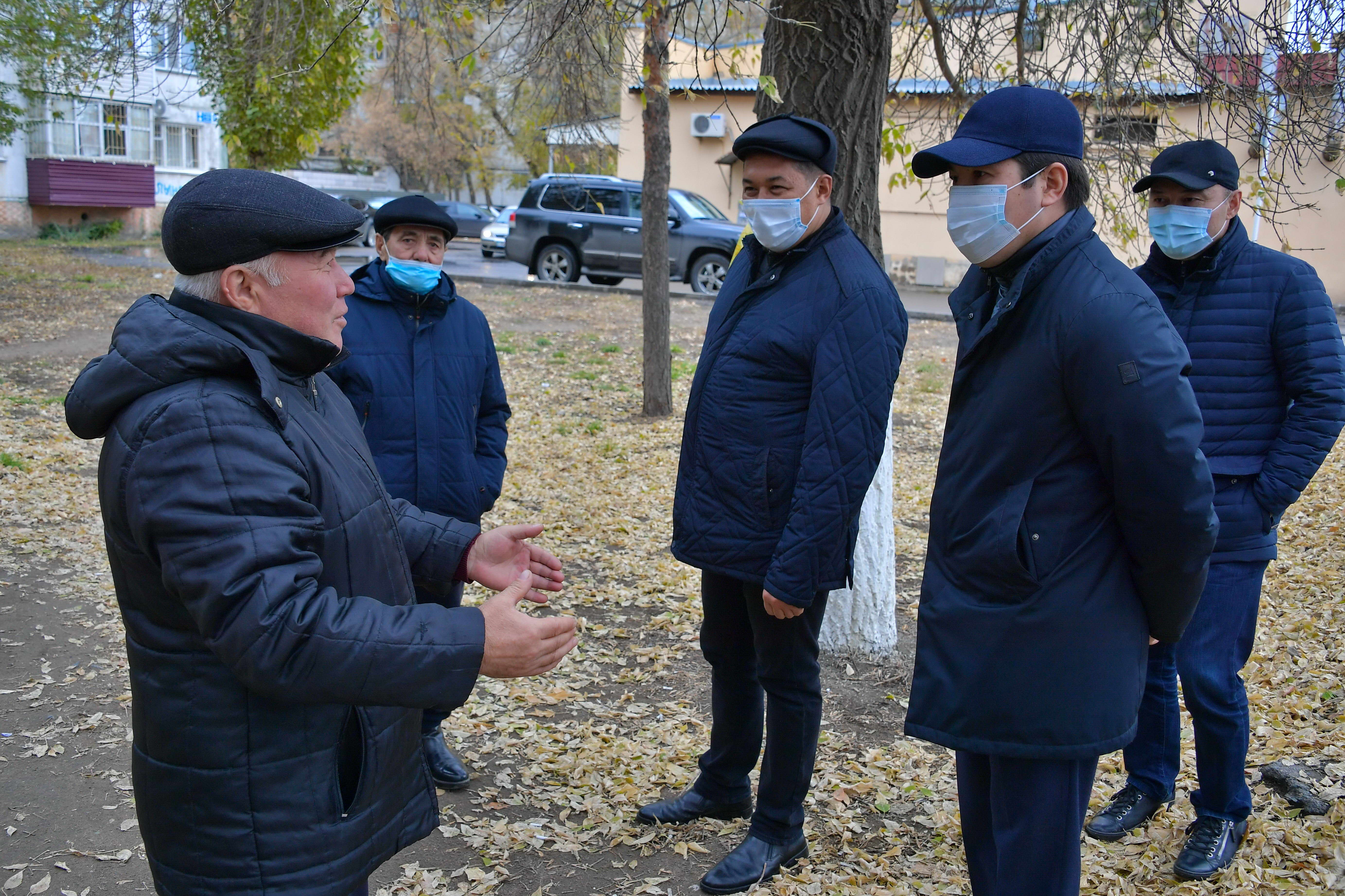 Әбілқайыр Сқақов Павлодар парктері мен аулаларының абаттандырылуын тексерді