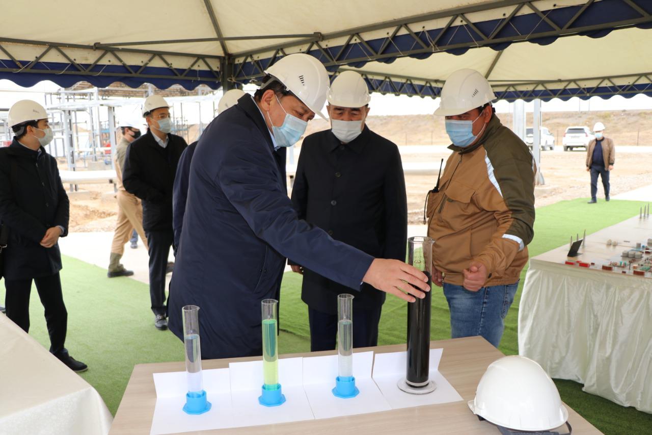 Нұрлан Ноғаев Шымкент және Түркістан облысындағы бірқатар мұнай-газ-химия объектілеріне барды