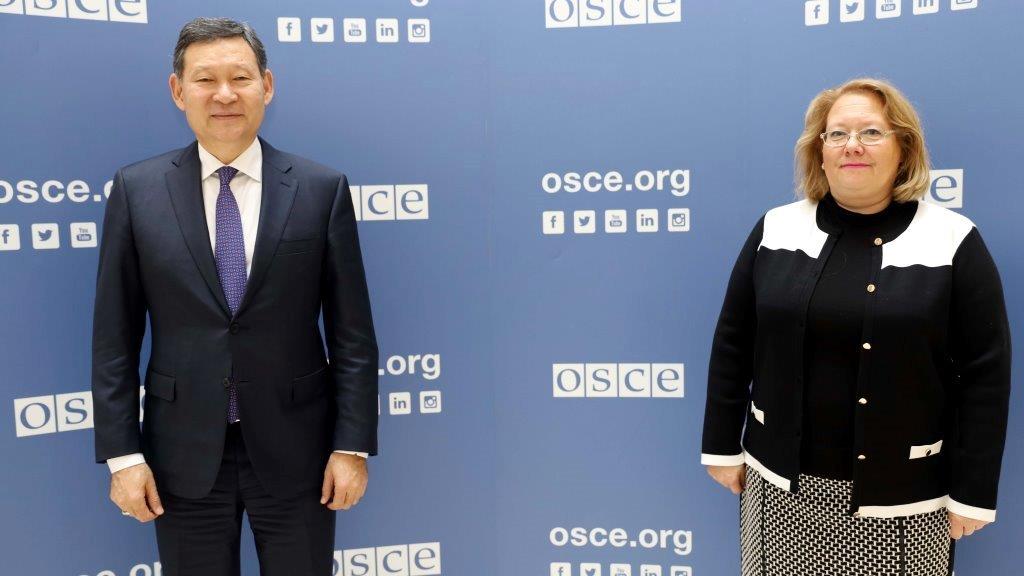 The new Permanent Representative of Kazakhstan presents Letter of Credence to the Officer in Charge/OSCE Secretary General in Vienna