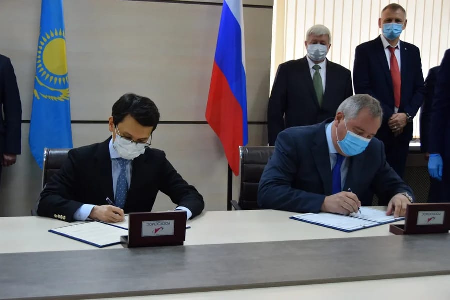 Signing an agreement on the «Baiterek» project