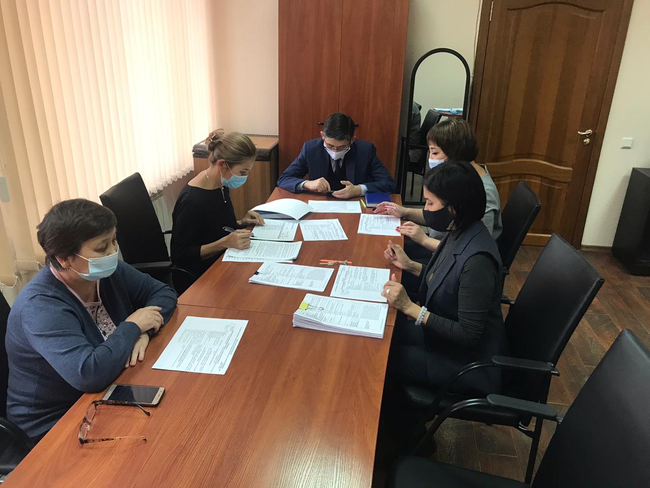 «Коунрад» КФ және Қазақстандағы CITIC Construction Co., Ltd филиалына шетелдік жұмыс күшін тартуға рұқсаттар беру жөніндегі комиссияның отырысы 2020 жылғы 8 қазанда өткізілді.