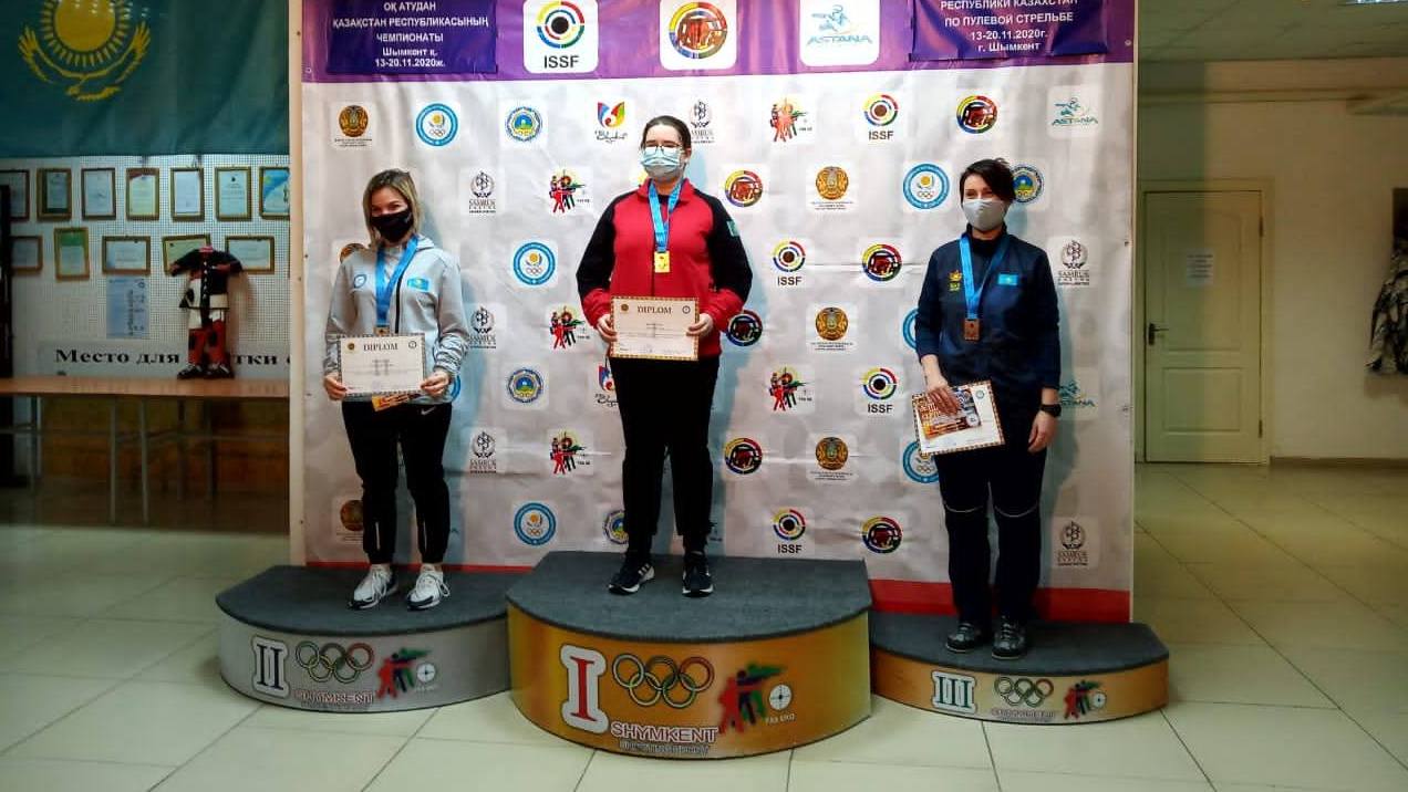 Теміртаулық спортшы оқ атудан республикалық чемпионатта үш медаль жеңіп алды