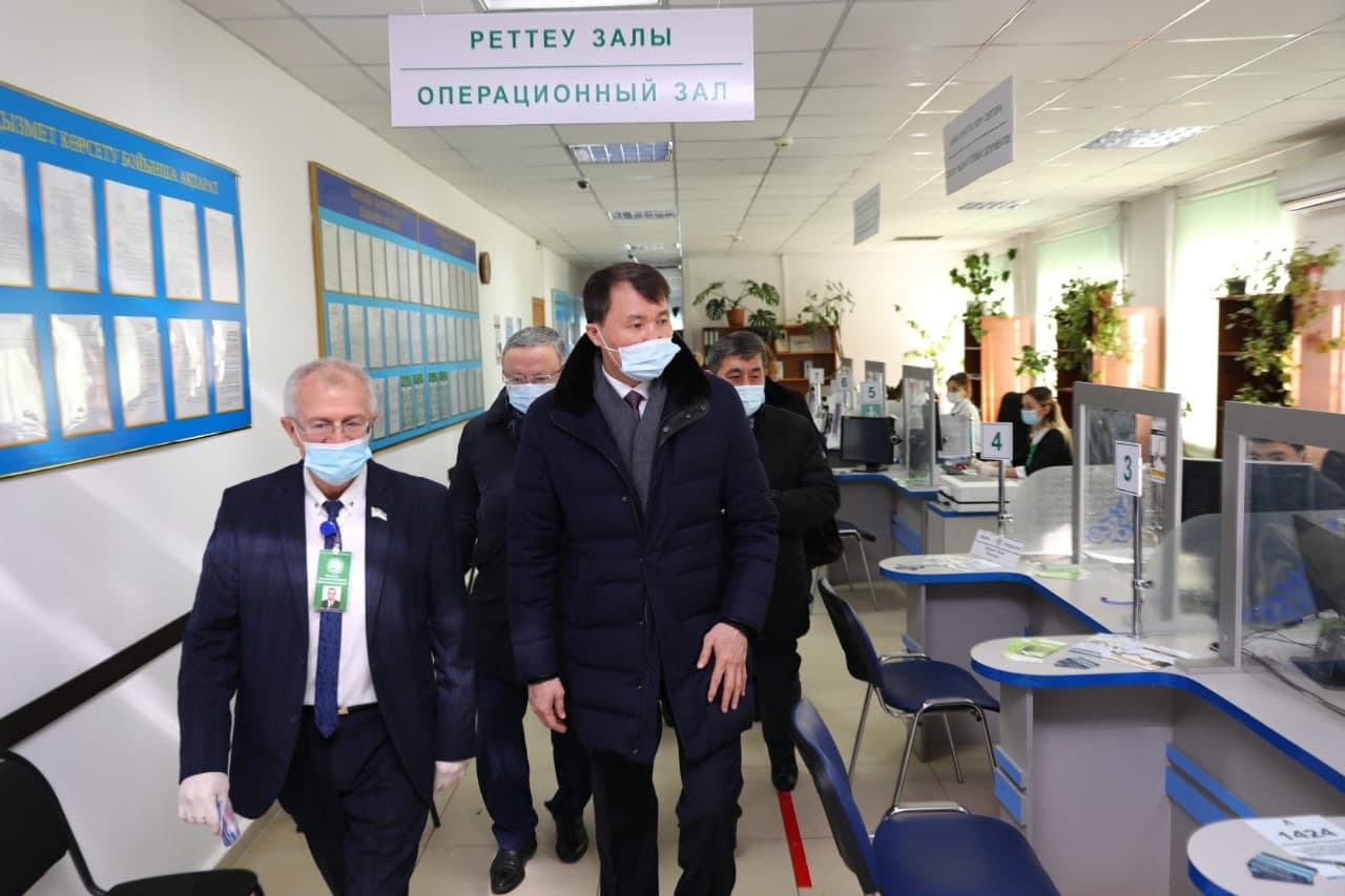 Шпекбаев ауылдағы сервиске баға берді