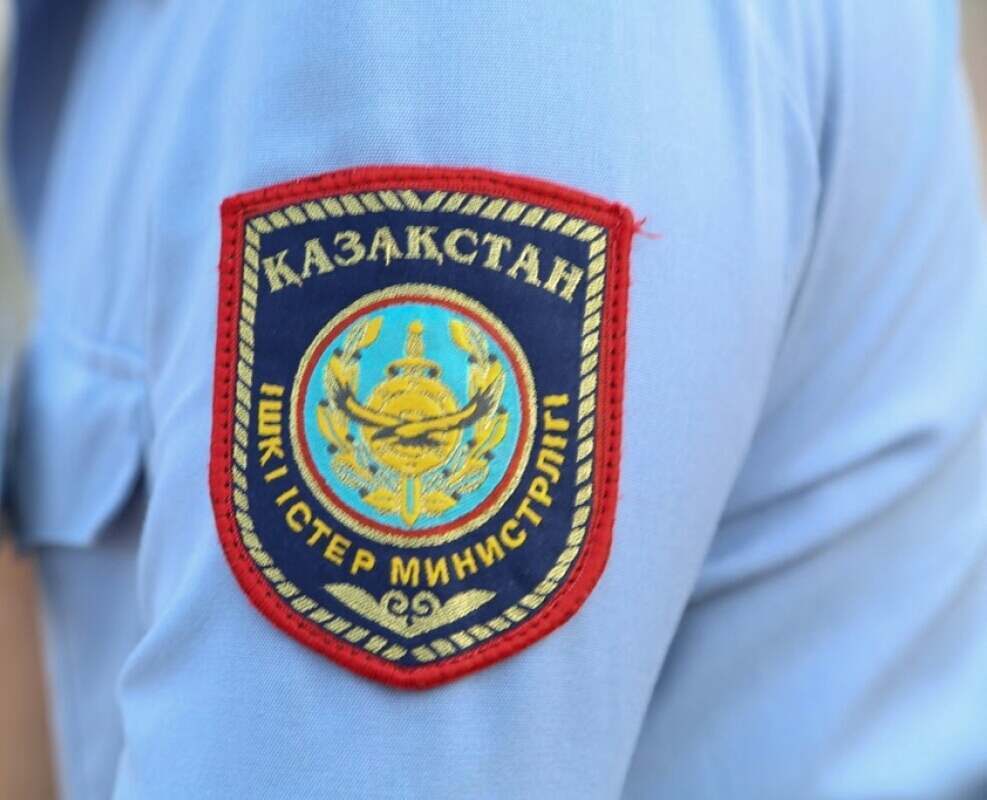 Многодетную семью спасли участковые инспекторы Алматы