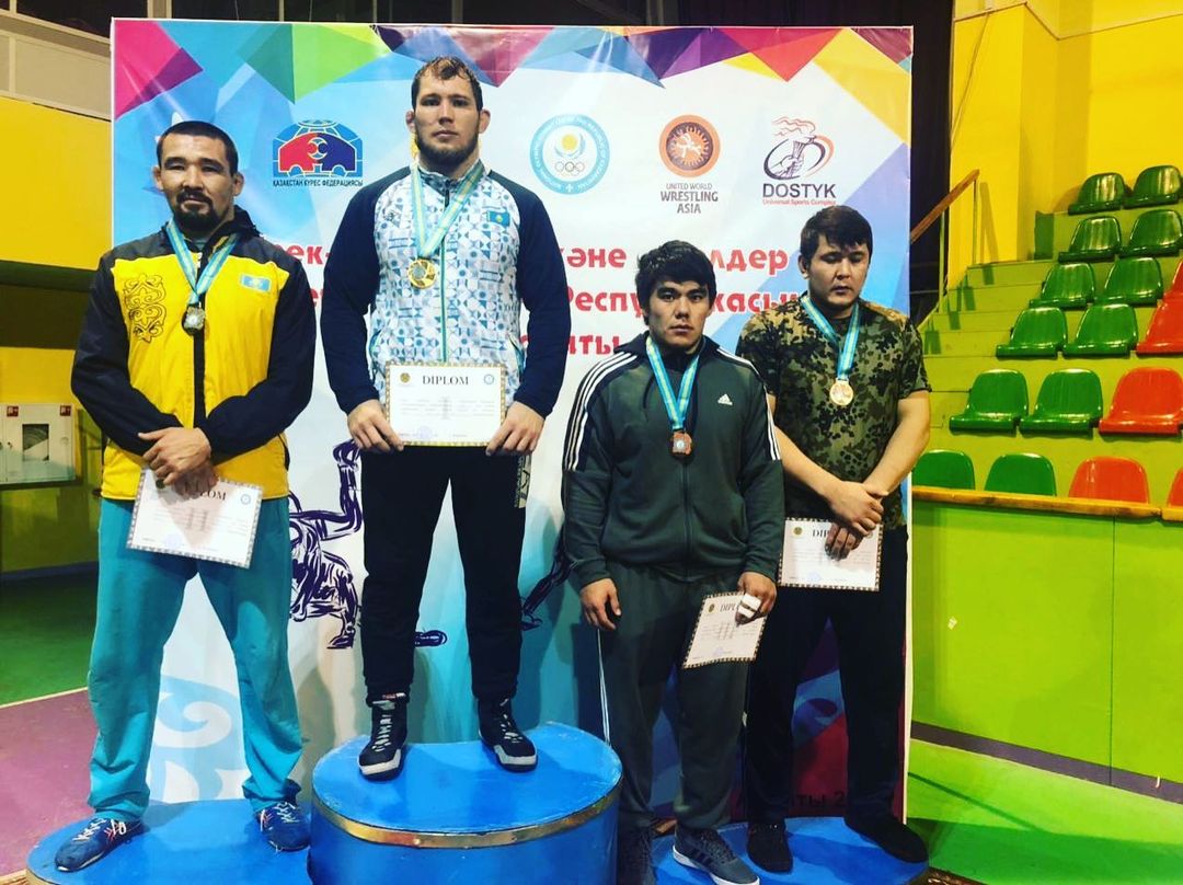 Шабанбай Даулет стал серебряным призером Казахстана по вольной борьбе