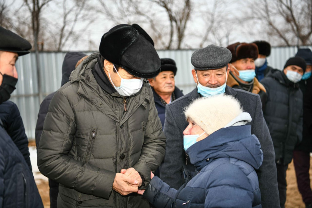 В казахстане забили. Алгабас Сырымский район.
