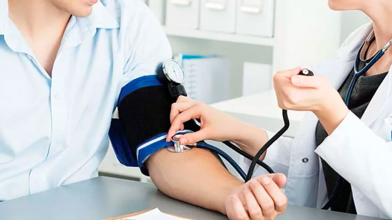 Топтық бисексуалдық порно