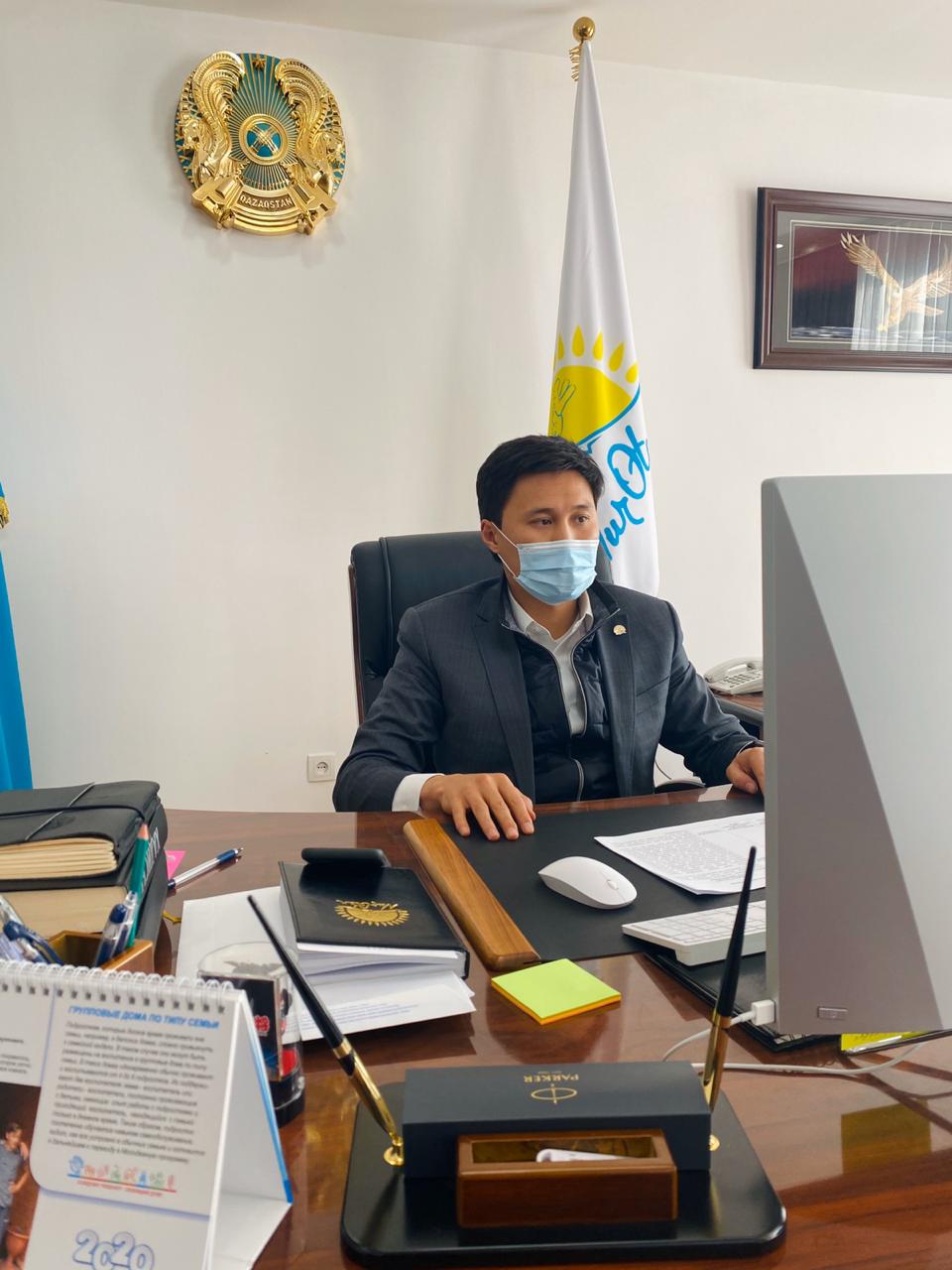 Бүгін аудан басшысы Азамат Қалдыбеков  азаматтарды бейнеконференц режимінде кезекті жеке қабылдау өткізді.