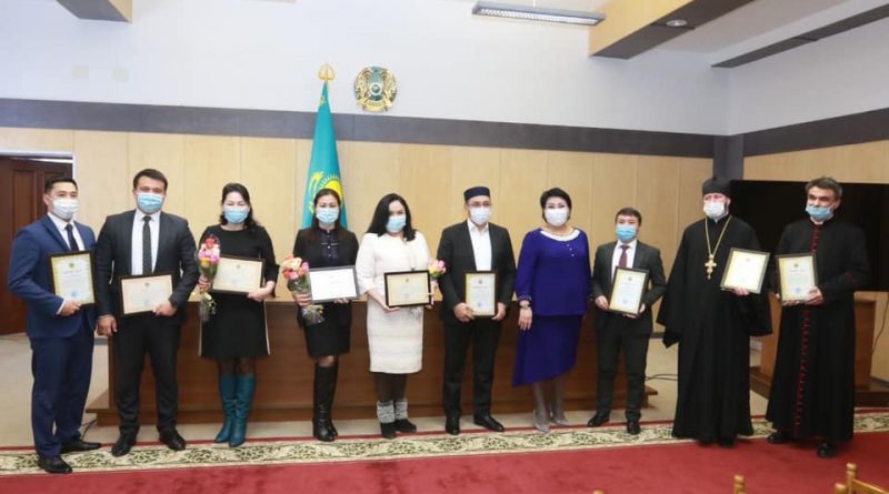 On the eve of Independence, employees in the field of religions were awarded