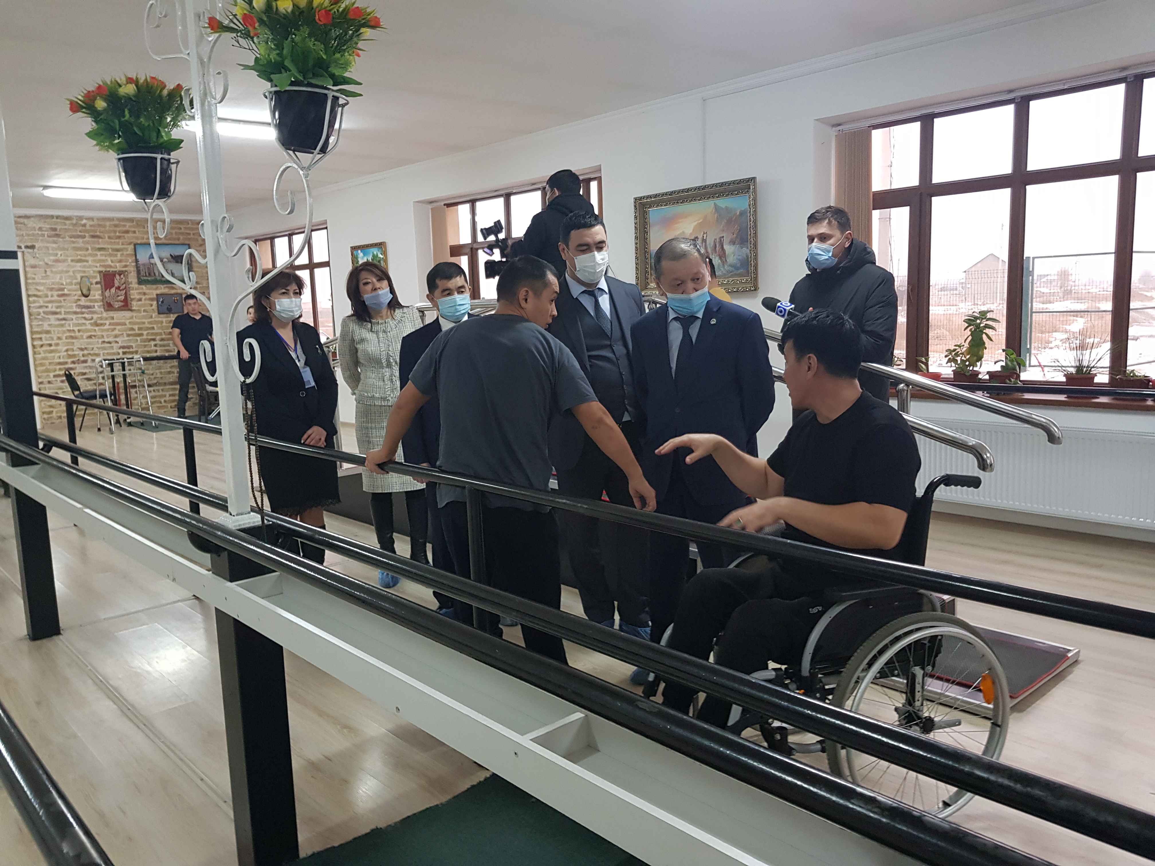 Биржан Нурымбетов ознакомился с работой в социально-трудовой сфере в Туркестанской области