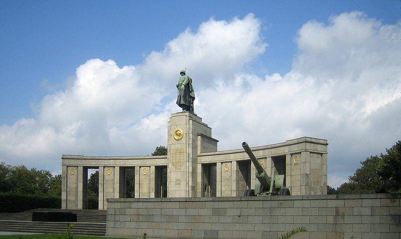 In Berlin wurden die sowjetischen Soldaten geehrt, die während des Großen Vaterländischen Krieges ums Leben kamen