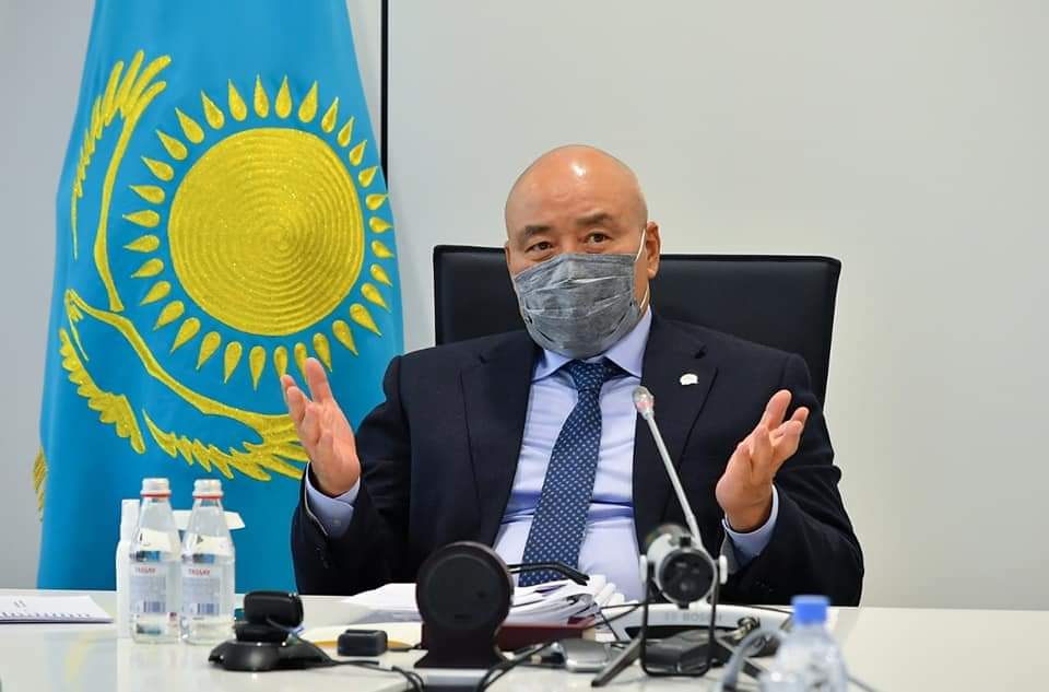 ӨМІРЗАҚ ШӨКЕЕВ МАЛ ҰРЛЫҒЫНА ТОСҚАУЫЛ ҚОЮДЫ ТАПСЫРДЫ