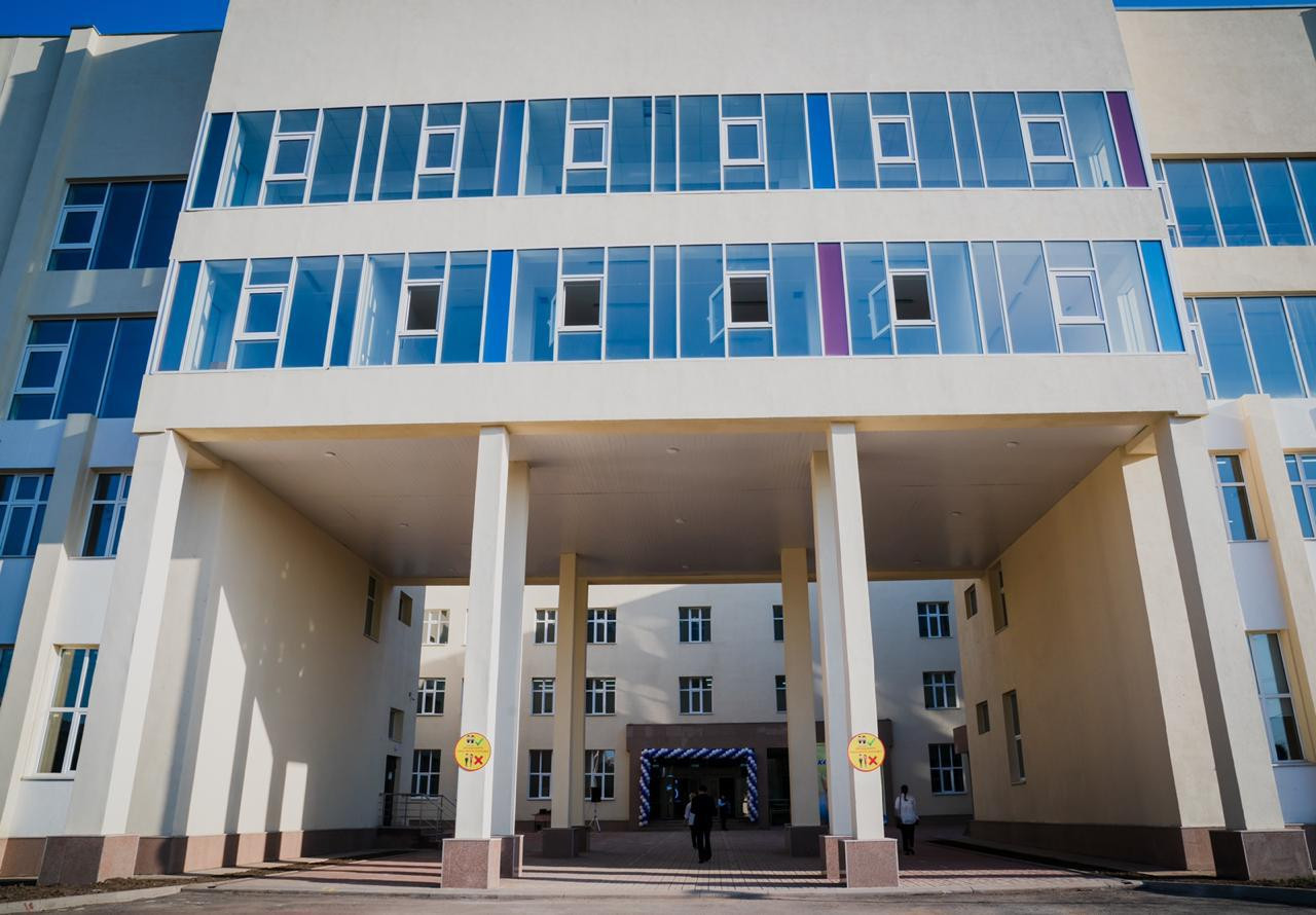 Елордалық қандай мекемелерге белгілі тұлғалардың есімдері берілді