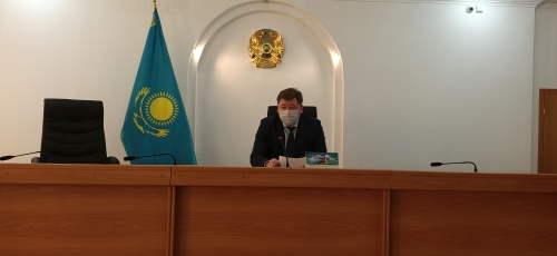 8 декабря аким Есильского района С.Балжанов провел семинар-совещание по электоральному периоду.