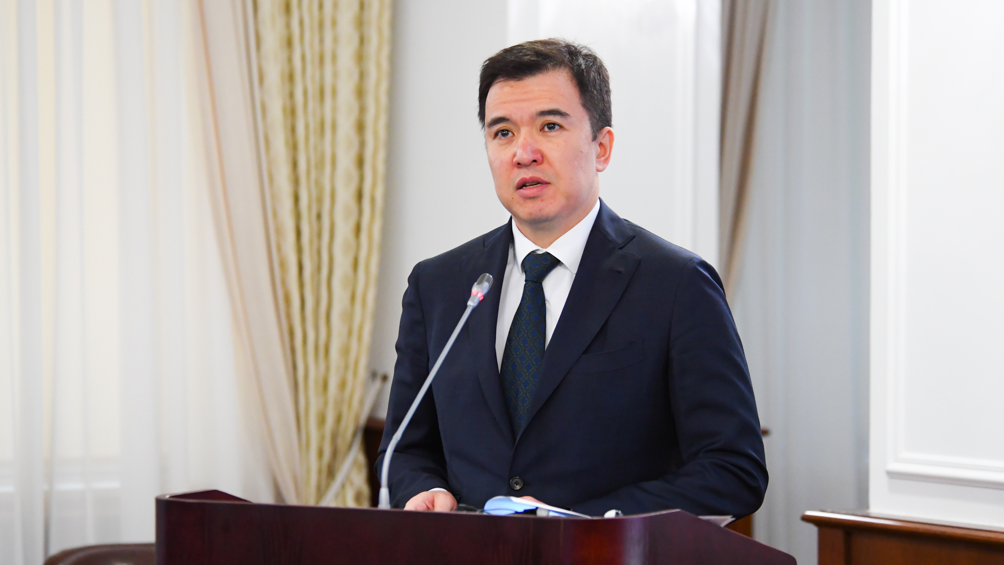 Құрылыс, ауыл шаруашылығы және өңдеу өнеркәсібіндегі өсу - Р.Дәленов ағымдағы жылғы 8 айдағы әлеуметтік-экономикалық дамудың қорытындылары туралы баяндады.