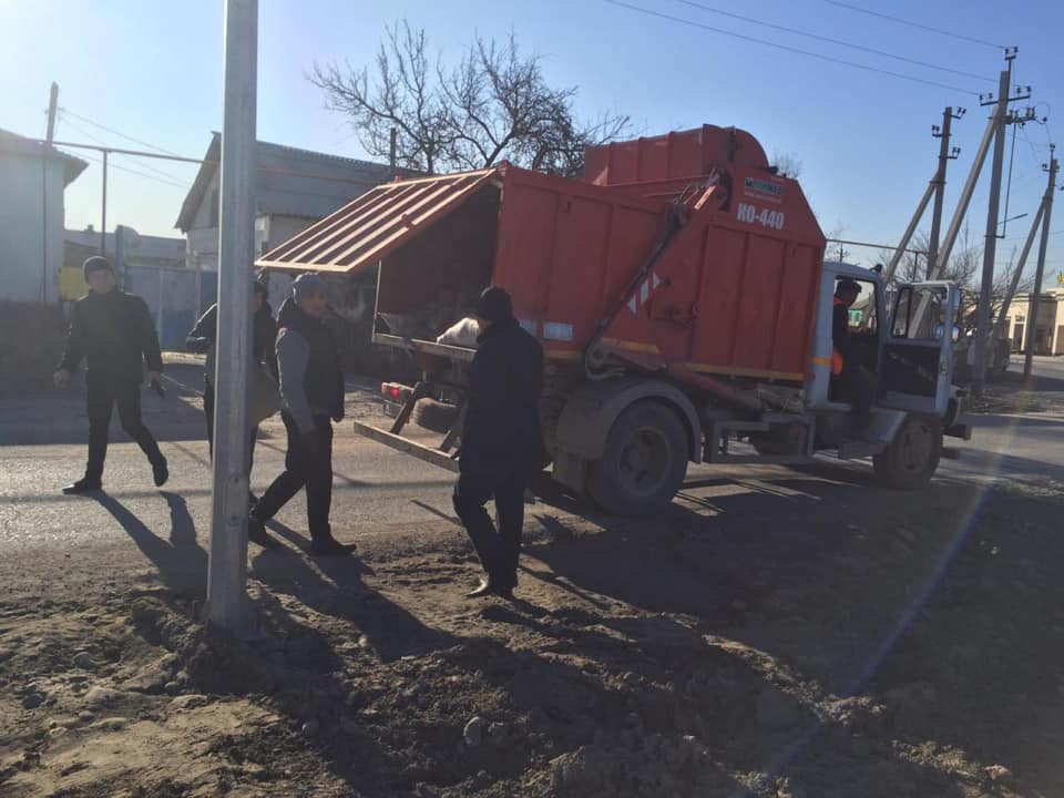 A SUBBOTNIK WAS ORGANIZED ON THE TERRITORY OF SECTOR 23