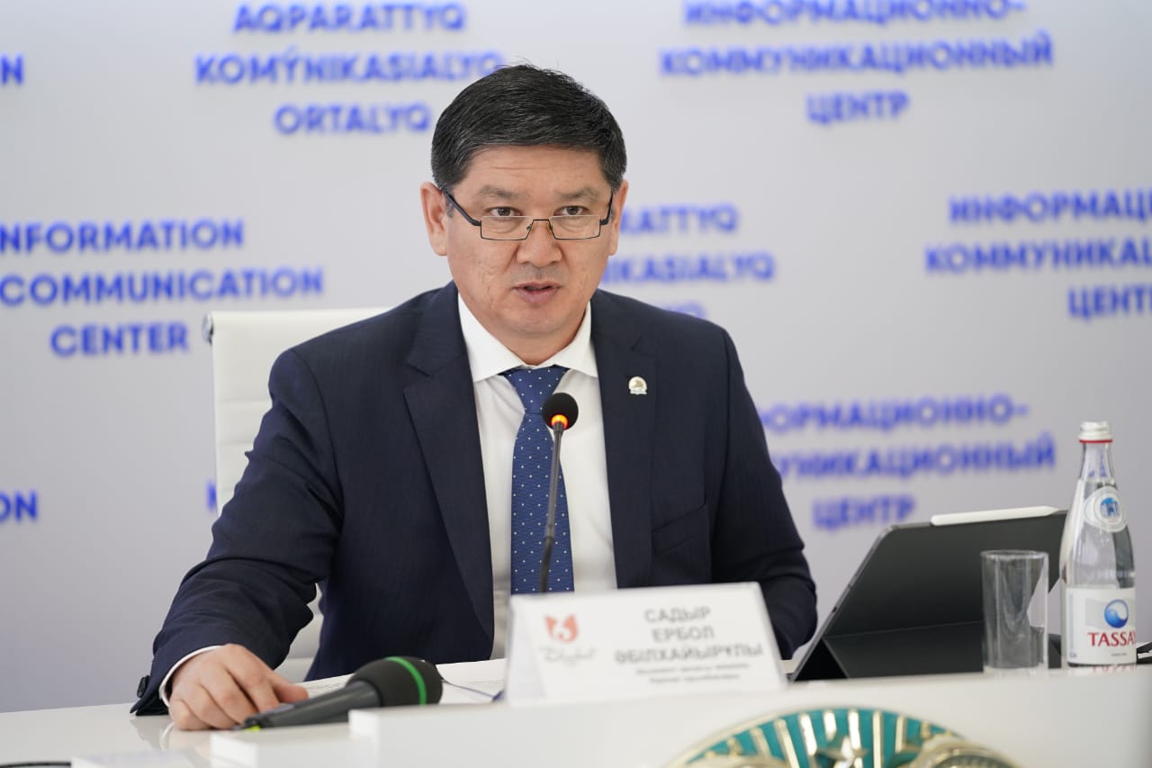 СОЦИАЛЬНО УЯЗВИМЫМ СЕМЬЯМ РАЗДАДУТ МАСКИ