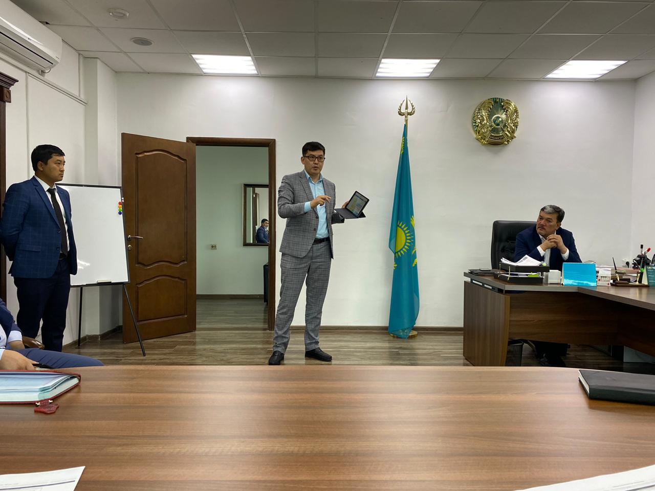 A law lesson was held under the chairmanship of the head of the Department E. T. Bekbolatov