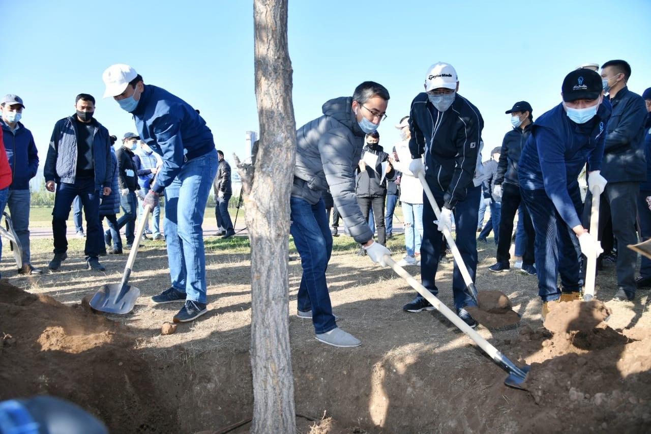 Сегодня в рамках экологической акции «World Сleanup Day» ("Всемирный день чистоты") состоялась посадка деревьев в г.Нур-Султан