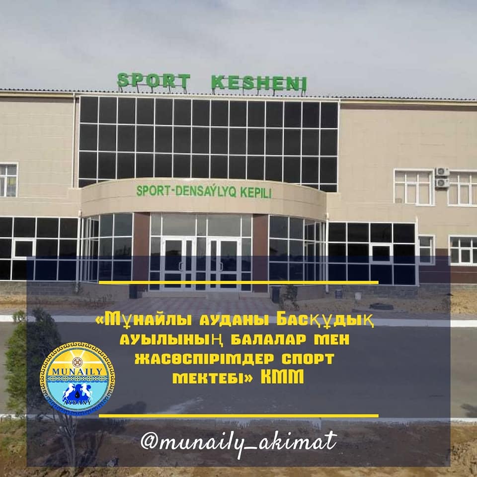 Үлкен кеуделі, әдемі орыс өгей анасымен жыныстық қатынас