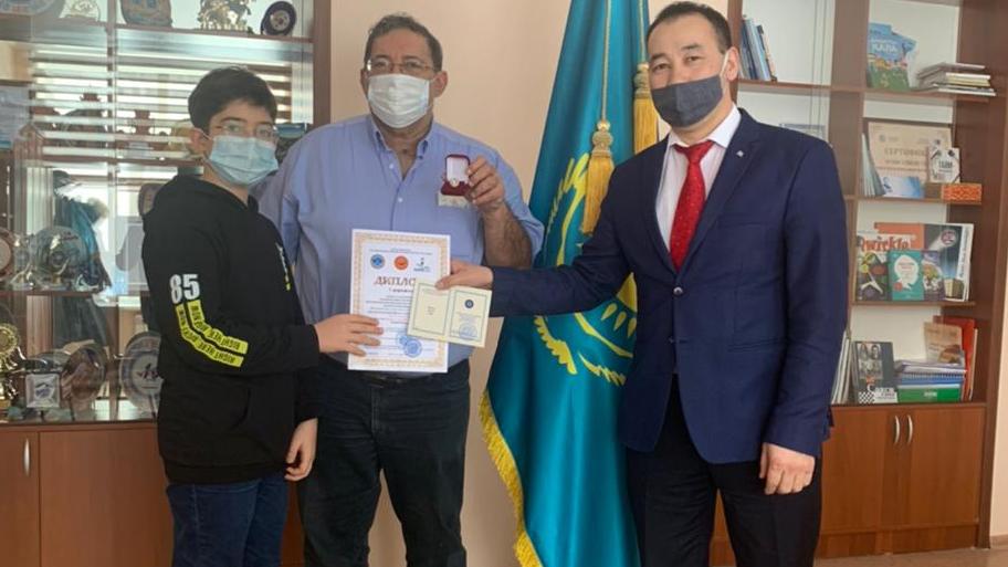 Семиклассник из Караганды занял первое место в республиканском конкурсе исследовательских проектов