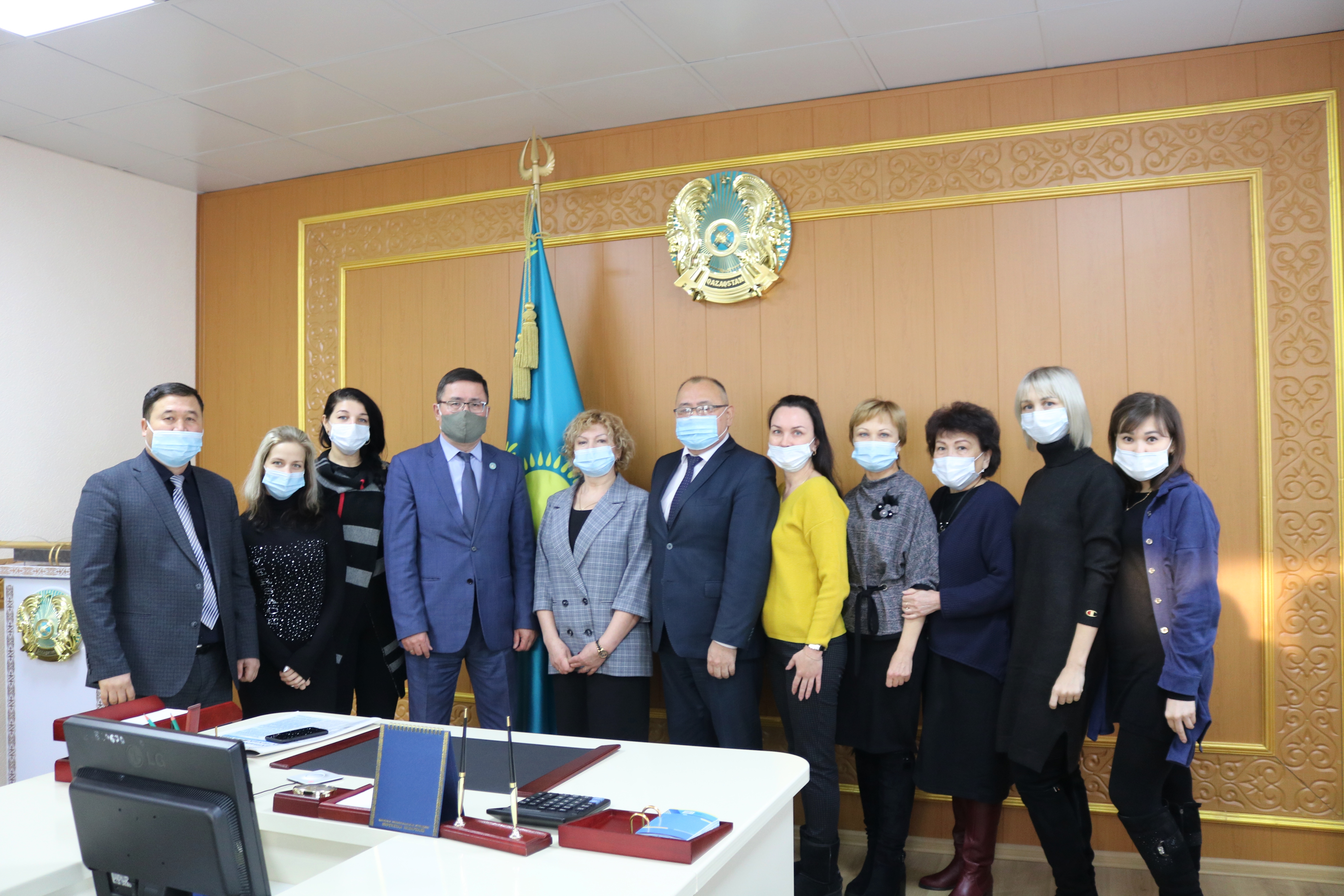 Құрметті  «Шахтинский вестник» газеті редакциясының  ұжымы!