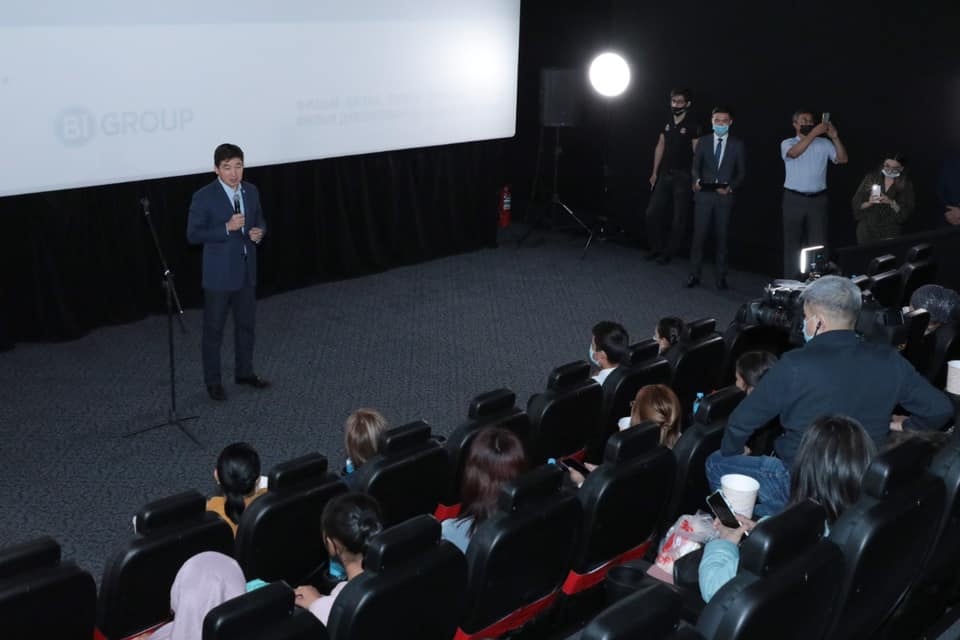 ТҮРКІСТАН ҚАЛАСЫНДА «ЖАН» ФИЛЬМІНІҢ ҚАЗАҚ ТІЛІНДЕГІ ҚАЙЫРЫМДЫЛЫҚ КӨРСЕТІЛІМІ ӨТТІ
