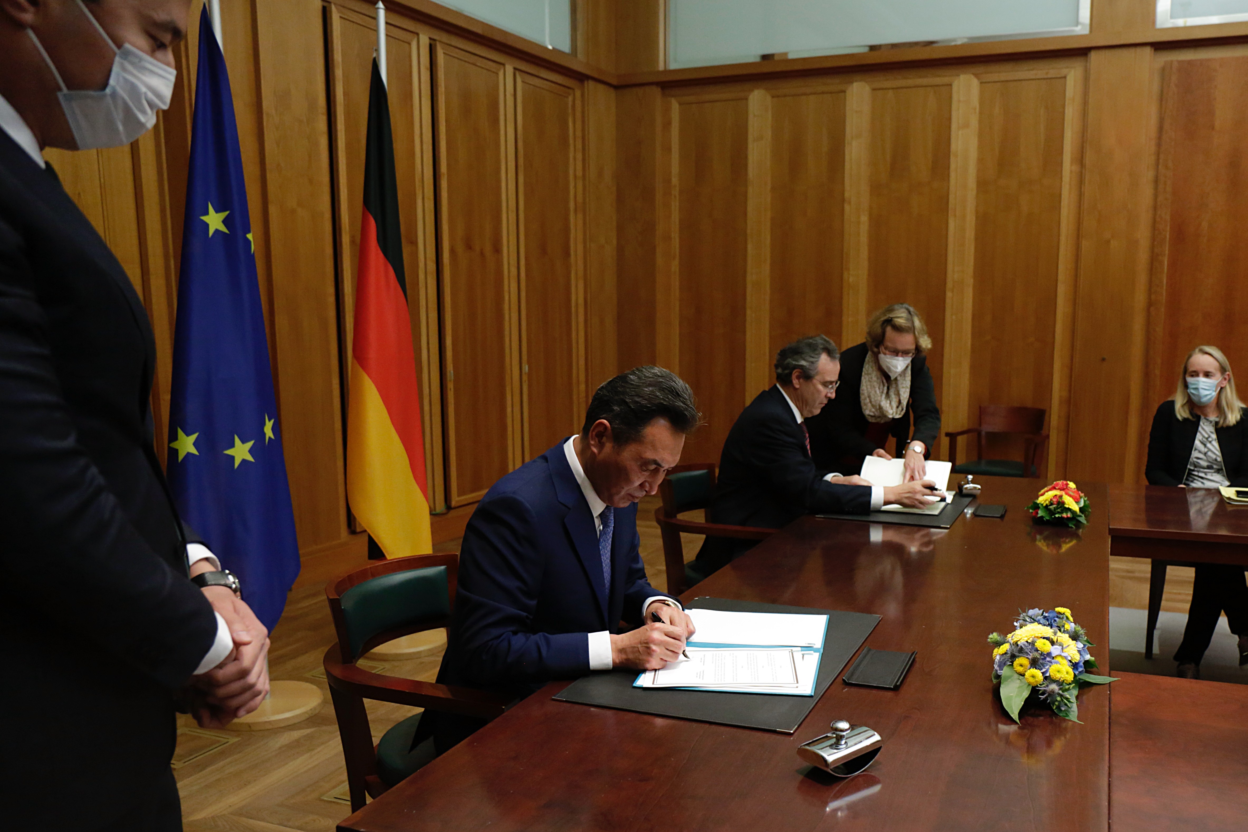 Казахстан и Германия заключили Соглашение о сотрудничестве в борьбе с терроризмом, экстремизмом и другими опасными видами преступлений