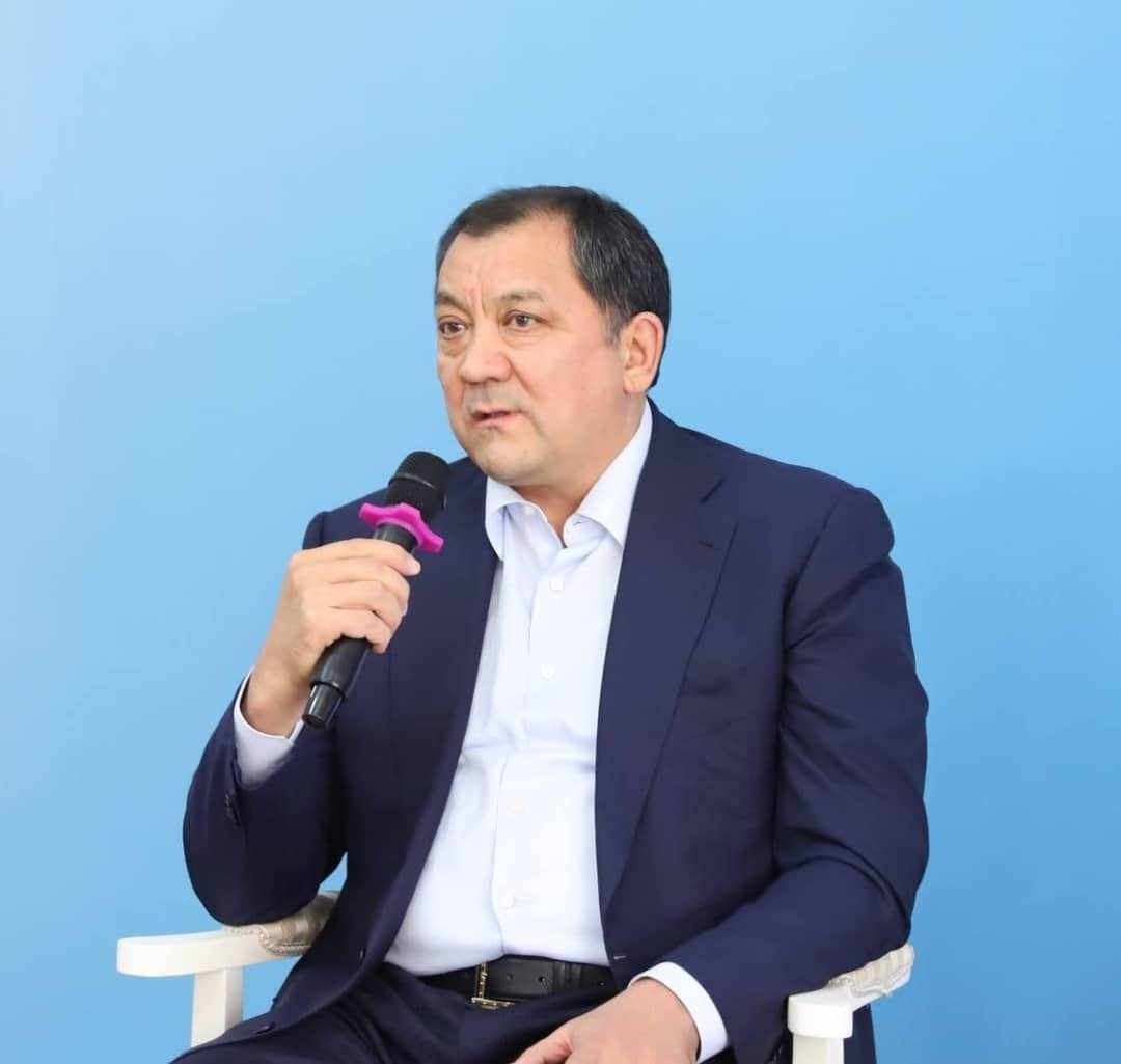 Nurlan Nogayev held a meeting with representatives of non-governmental organizations