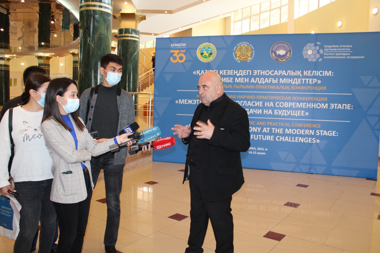 сахиб министр. фотовыставки стройки. договорная база. дуальное обучение в колледже. казахстанский опыт.