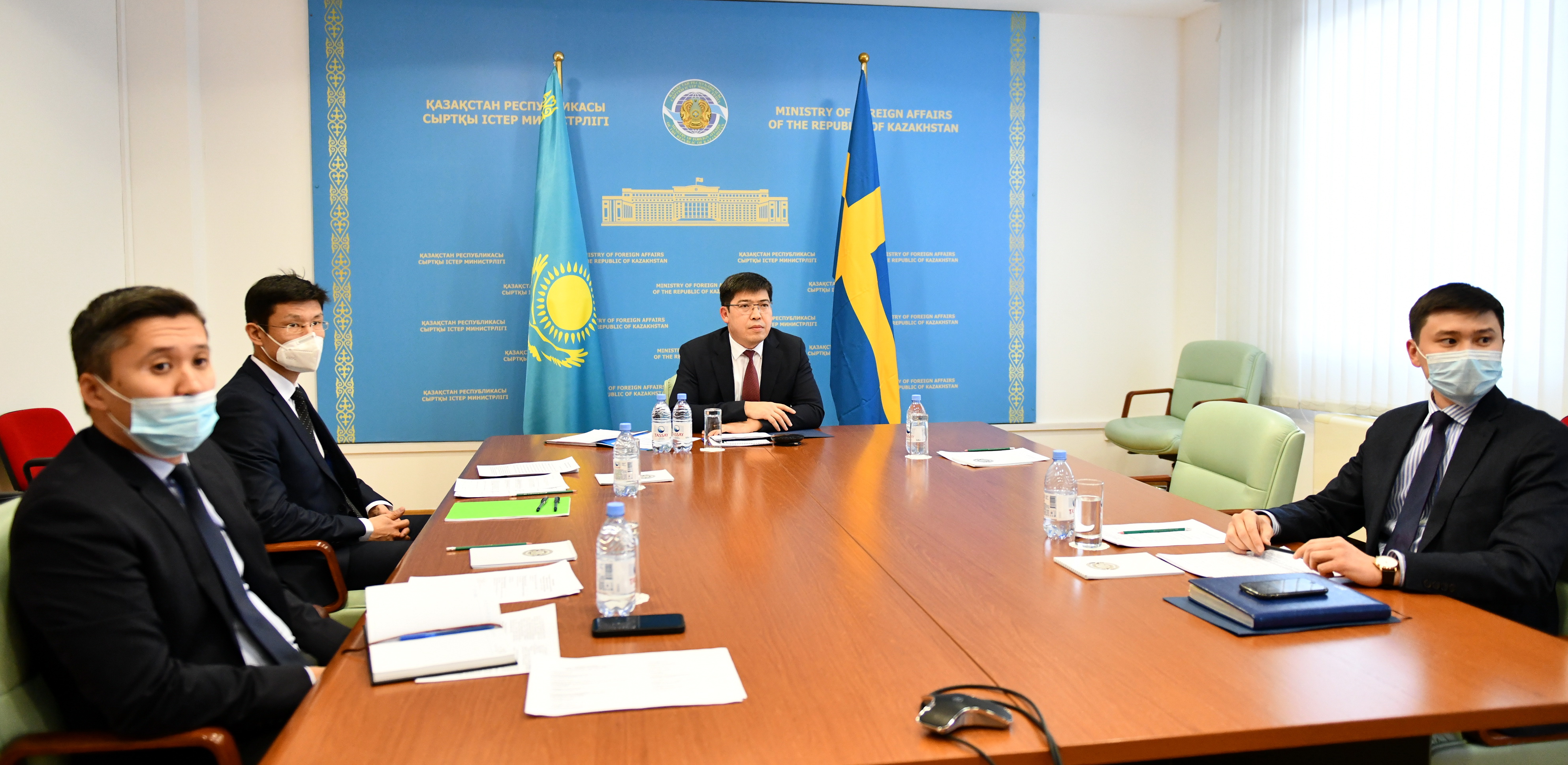 О политических консультациях между МИД Казахстана и Швеции