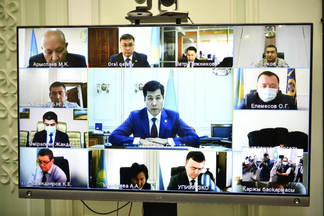 Штрафы грозят организациям за непривитых сотрудников