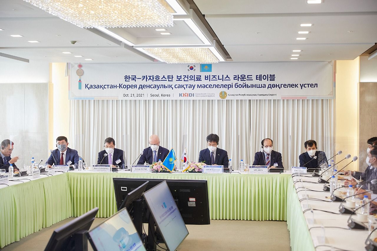 Сегодня Вице-министр здравоохранения Жандос Буркитбаев в составе правительственной делегации под председательством заместителя Премьер-Министра Романа Скляра посетили Республику Корея