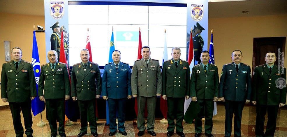 Вопросы функционирования и развития объединенной системы военной связи стран СНГ обсудили в Ереване