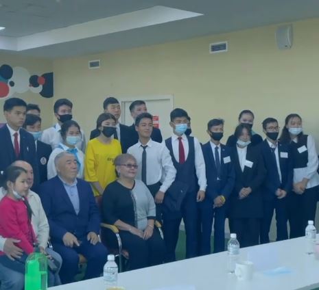 2021 жылғы 7 қазанда Алатау ауданы Жастар ресурстық орталығында Қазақстан Республикасының 30 жылдығы және Желтоқсан көтерілісінің 35 жылдығы аясында Алатау ауданының Желтоқсаншылары жастармен кездесу өтті.
