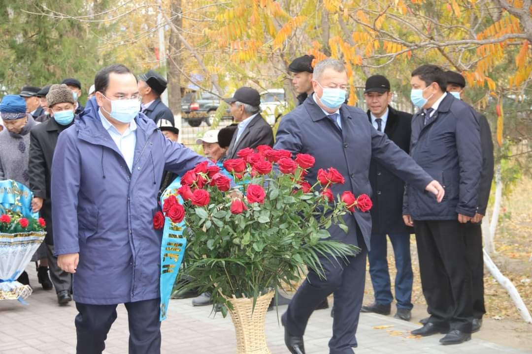 Жамбыл облысы Мойынқұм ауданында қой өсірудің даңқты шебері Жазылбек Қуанышбаевтың 125 жасқа толған мерейтойы аталып өтті. Мерейтойдың басы Т.Рысқұлов ауданынан бастау алып Мойынқұм ауданында жалғасты. 