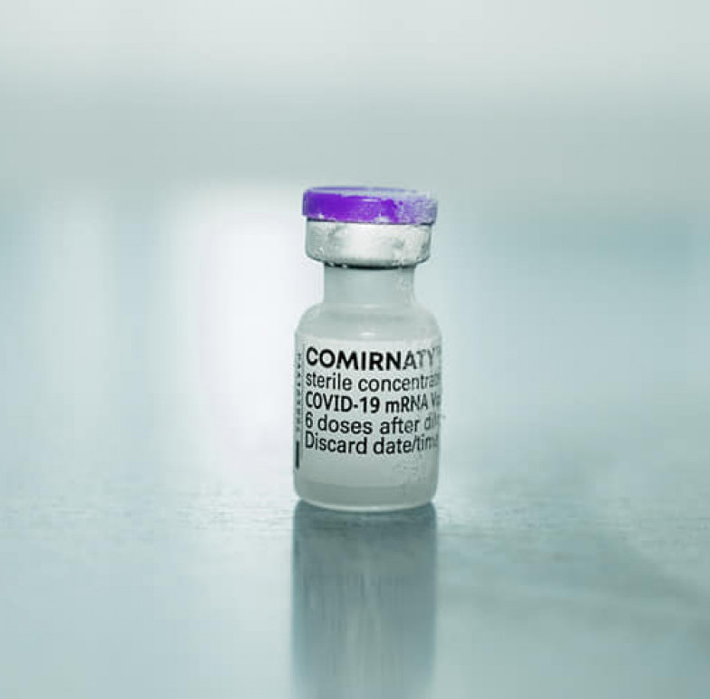 Қарағандылық жасөспірімдер Pfizer вакцинасының бірінші компонентін алды