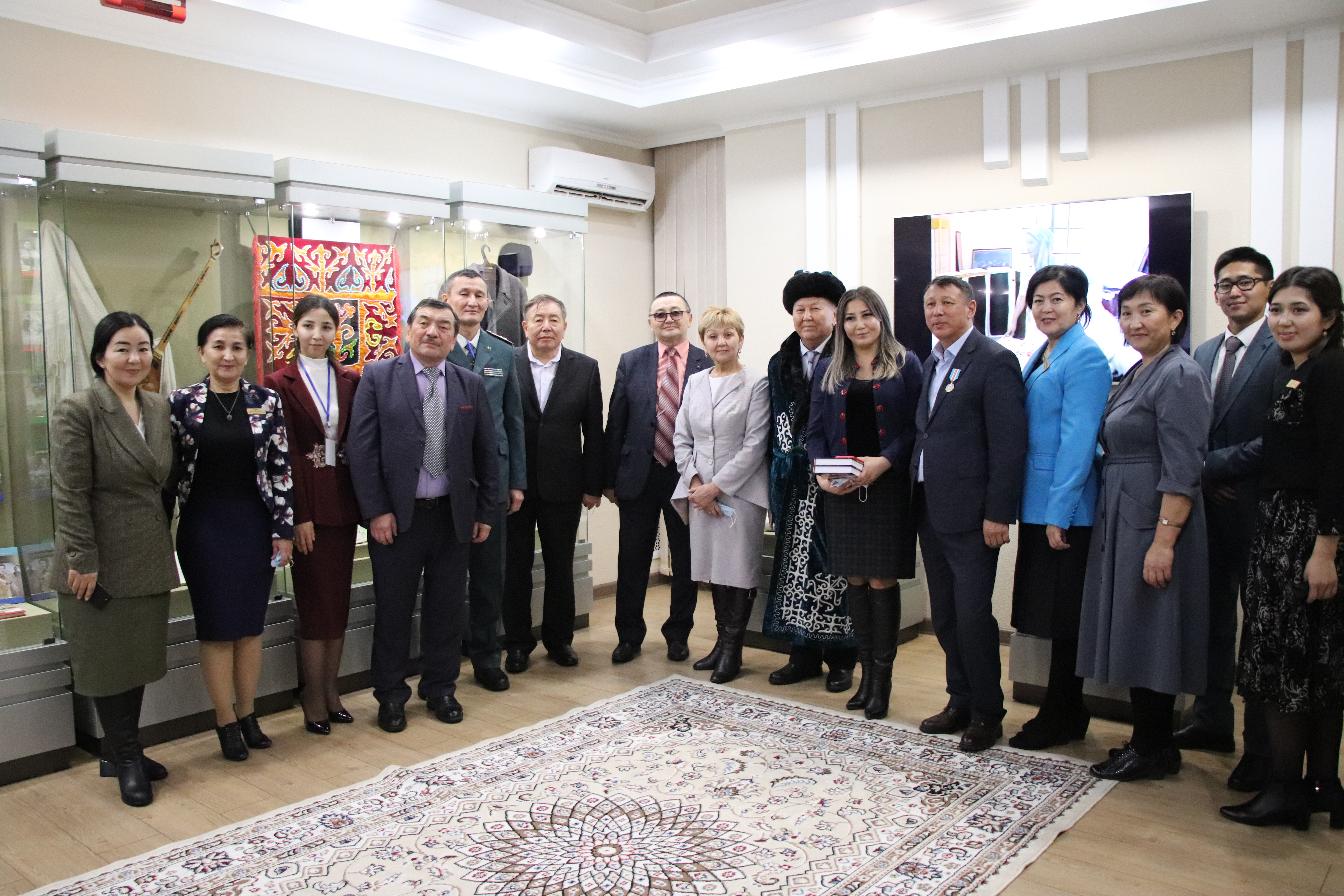 Передвижная выставка «Батыр тұлға – Бауыржан» открылась в г.Кокшетау