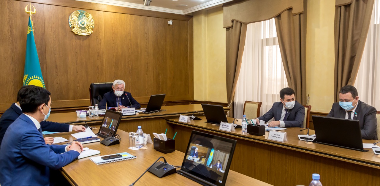 Облыс әкімі азаматтарды жеке мәселелерімен қабылдады