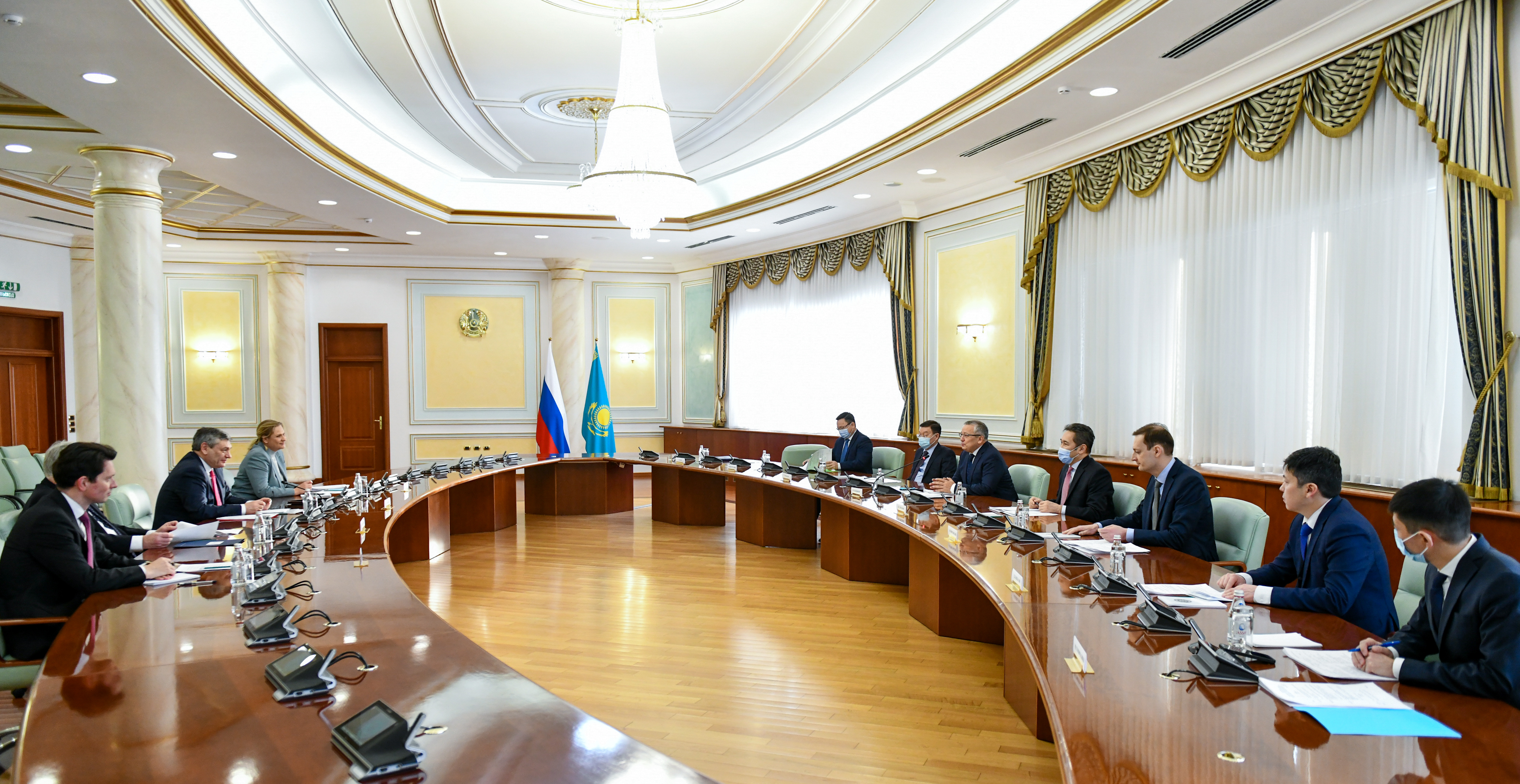  О плановых политических консультациях между МИД Казахстана и России