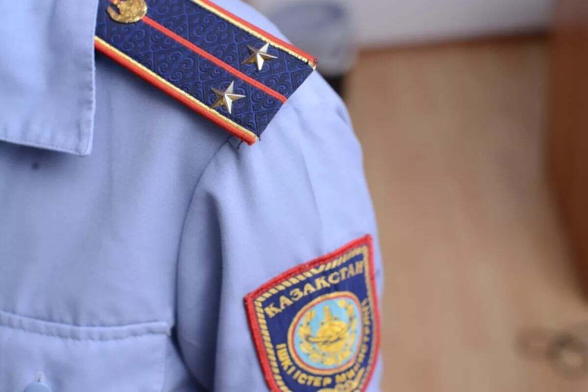 Полицейлер сақтандыру компаниясына делдалсыз жугiну туралы түсіндірді